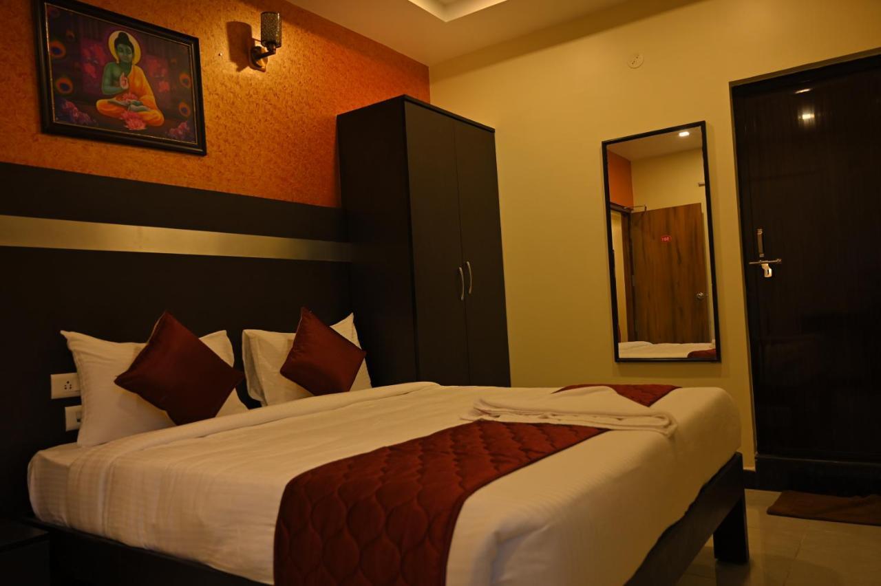 Treebo Sripadha Residency Alipiri Road Hotel Tirupati Bagian luar foto