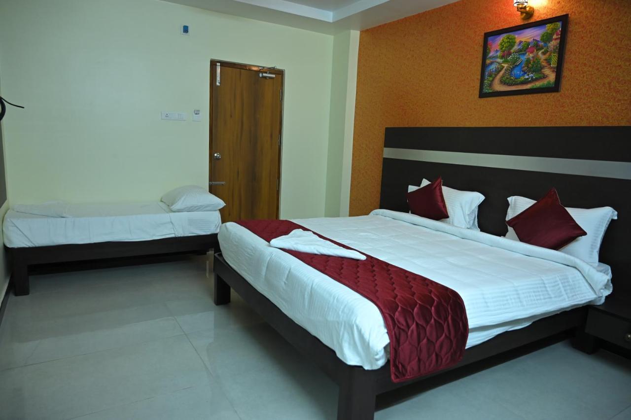 Treebo Sripadha Residency Alipiri Road Hotel Tirupati Bagian luar foto